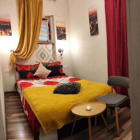 Old City Romantic Studio Brasov Ruang foto
